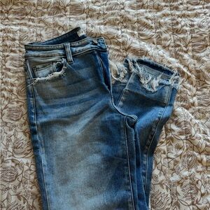 KanCan Distressed Ankle Jeans in Blue